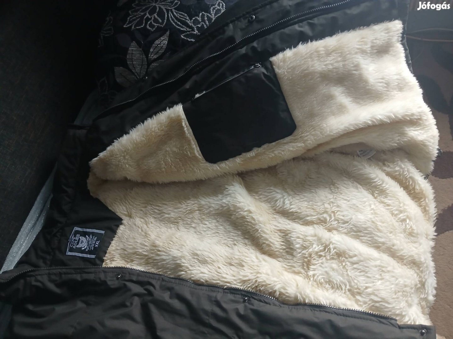 Férfi bundás téli kabát