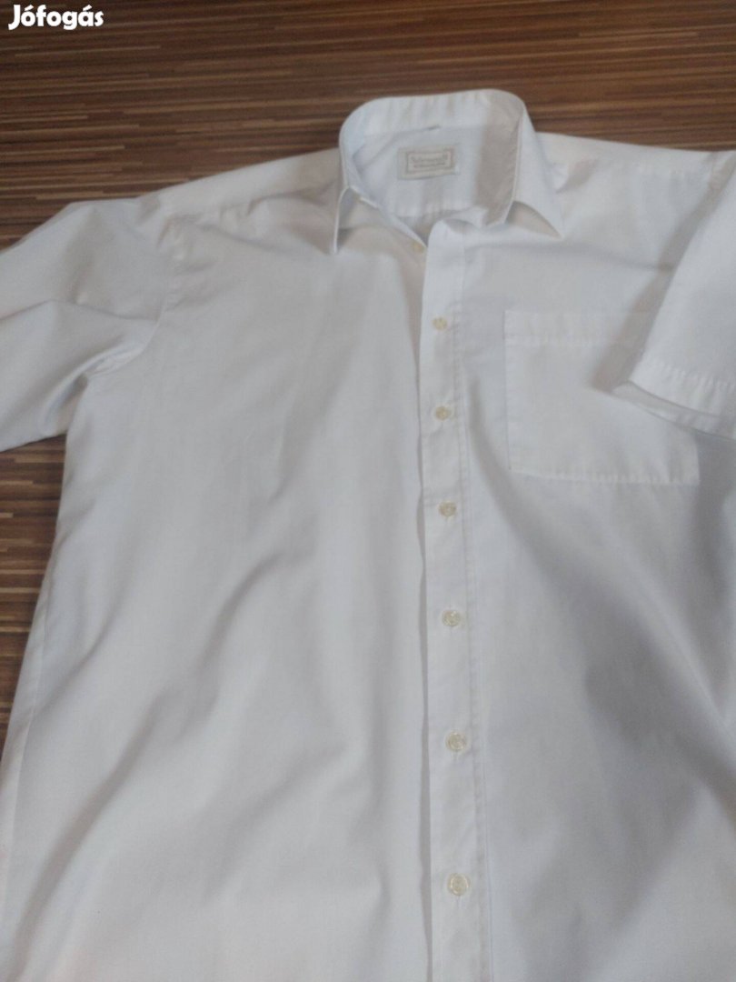 Férfi fehér ing