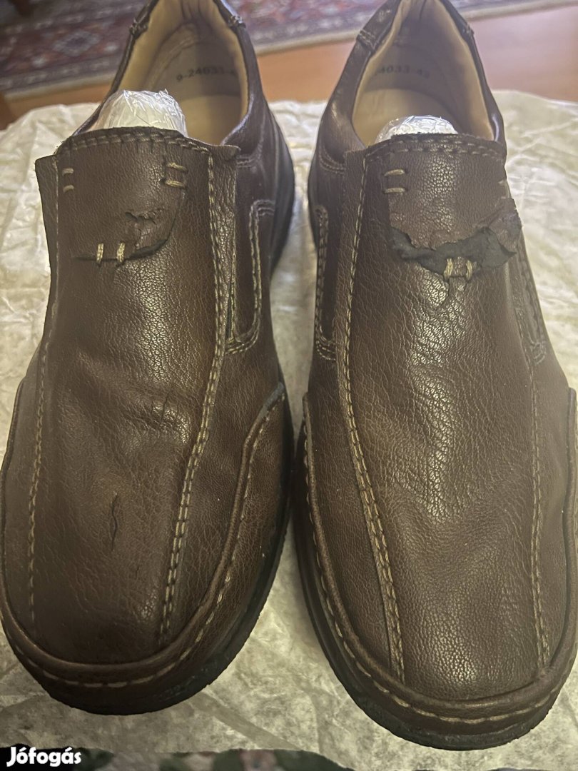 Férfi félcipö eladó.