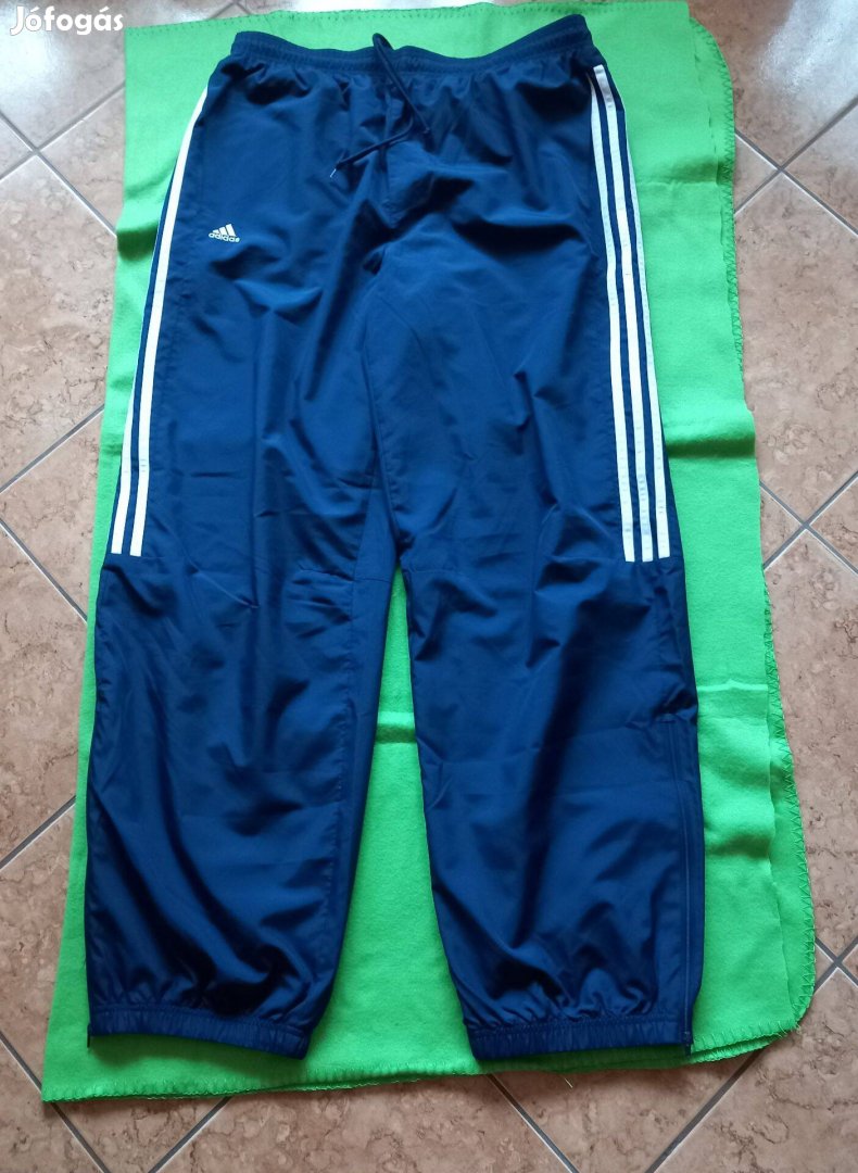 Férfi fiú Adidas szabadidő nadrág újszerű