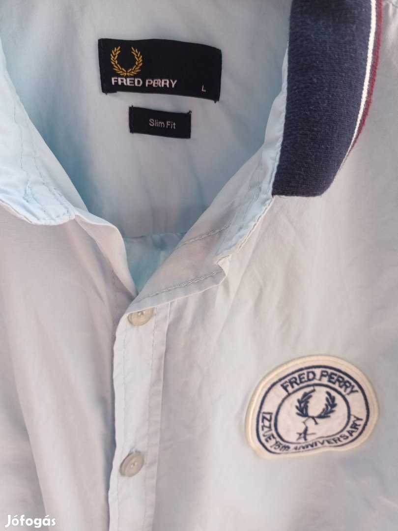 Ferfi l-es Fred Perry ing