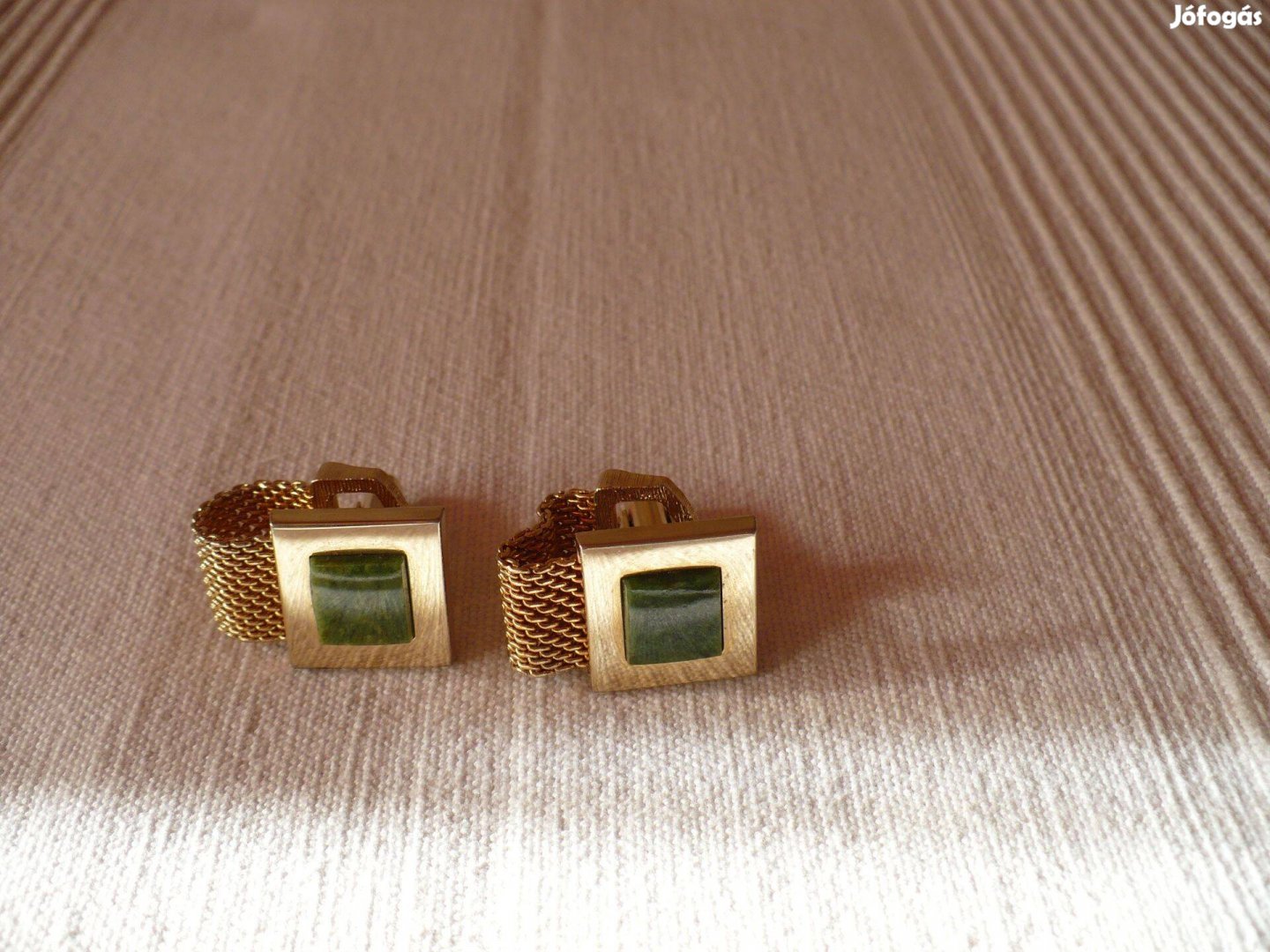 Férfi mandzsetta gomb