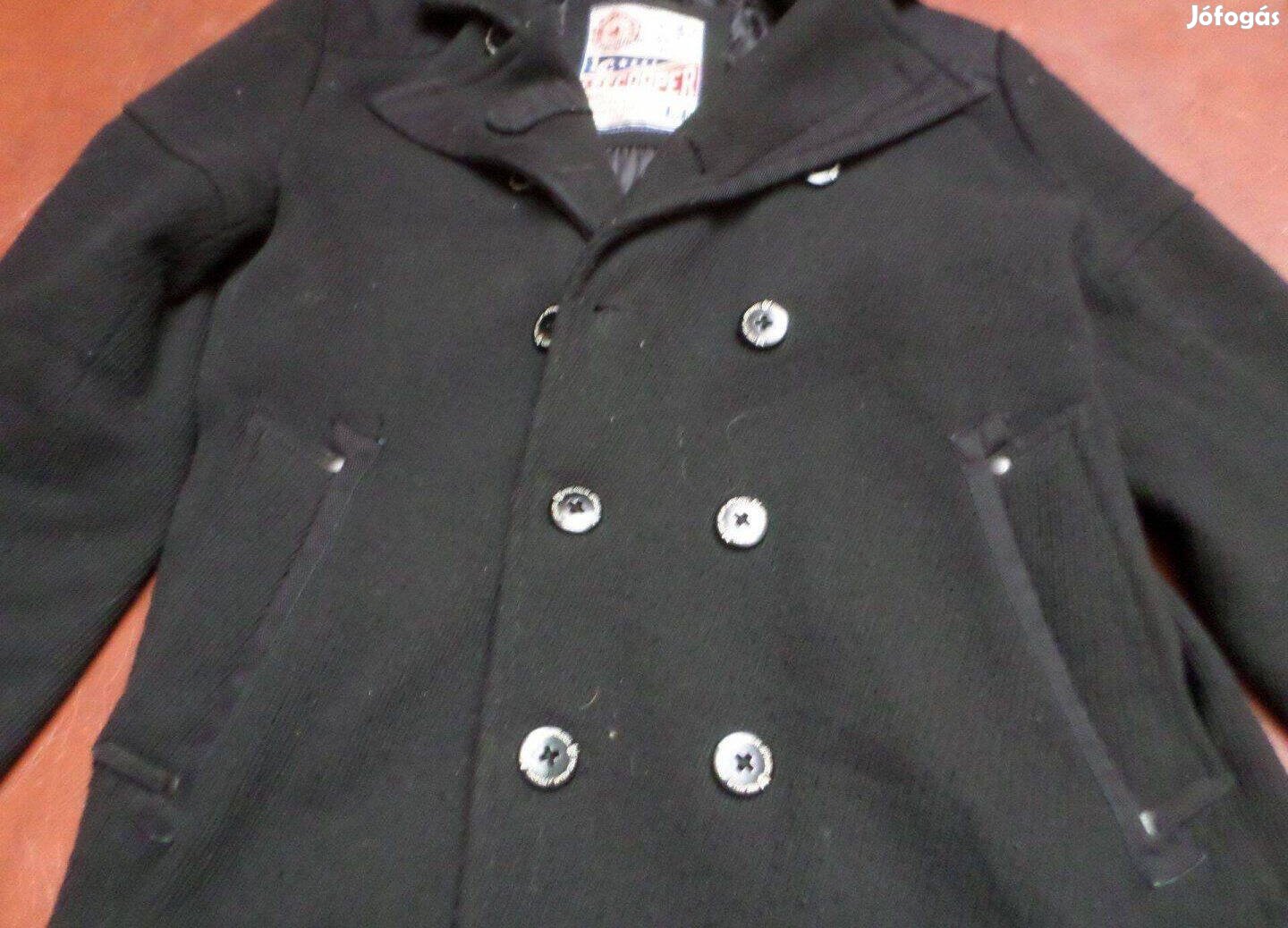 Férfi modern fekete szővet kabát