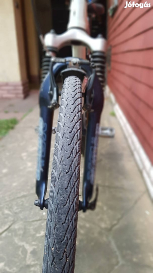 Férfi mountainbike 26" kerék, 17,5" váz 