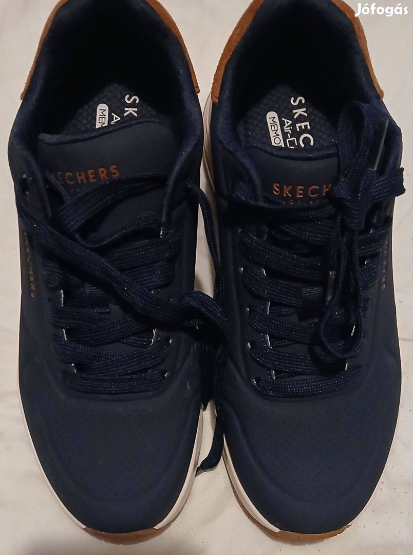 Férfi prémium márkás Skechers cipő