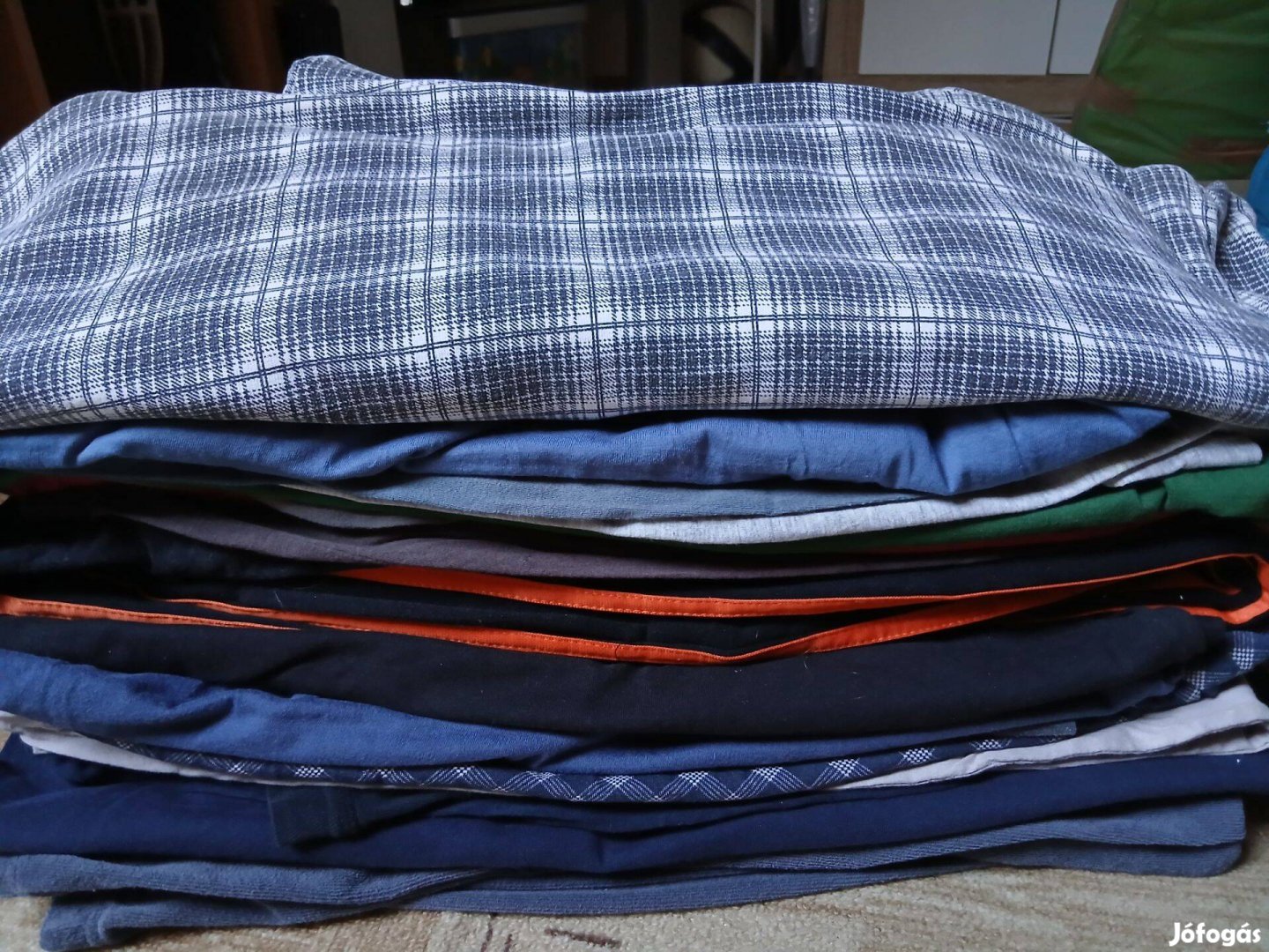 Férfi ruhacsomag eladó