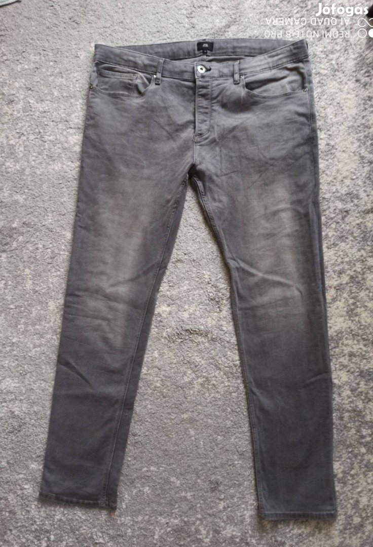 Férfi skinny szürke farmer