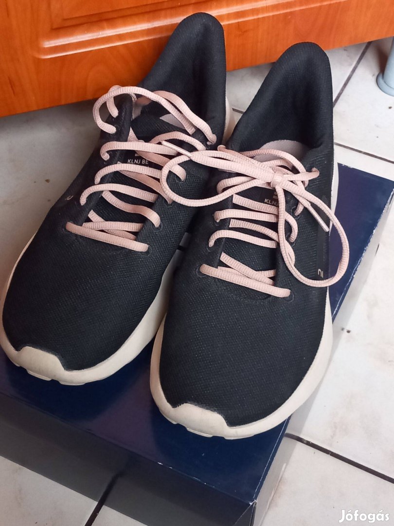 Férfi vászon cipő, újszerű, Decatlonos 42-es