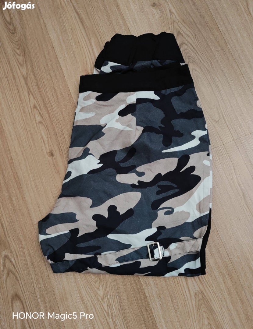 Férfi vékony sportos nadrág XXL