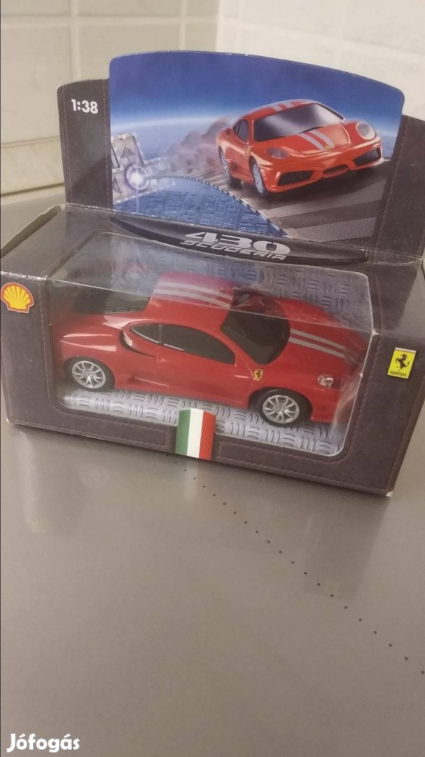 Ferrari 430 Scuderia modell 1:38