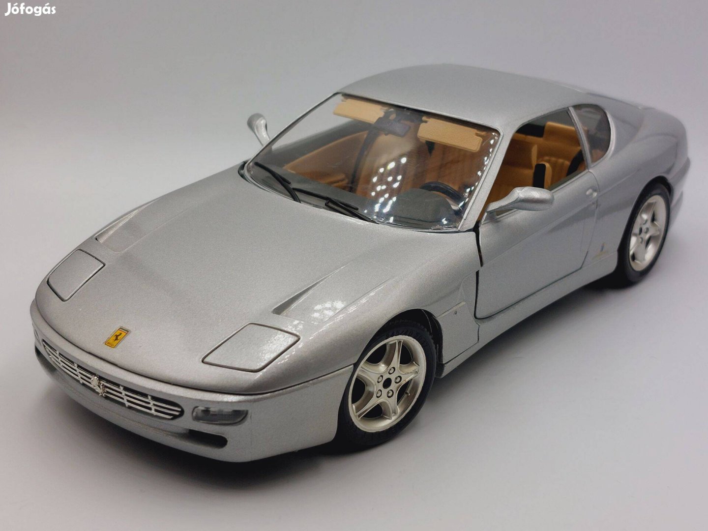 Ferrari 456 Bburago 1:18 1/18 modellautó