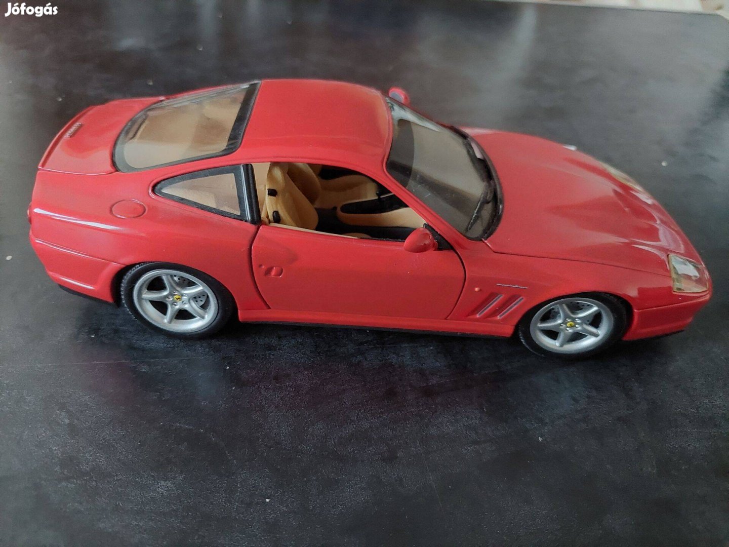 Ferrari 550 Maranello Hot Wheels 1:18