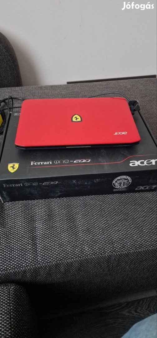 Ferrari Acer one 200 laptop elado