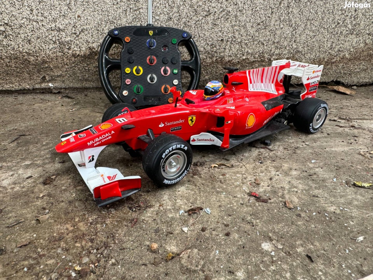 Ferrari F10 Fernando Alonso távirányítós autó