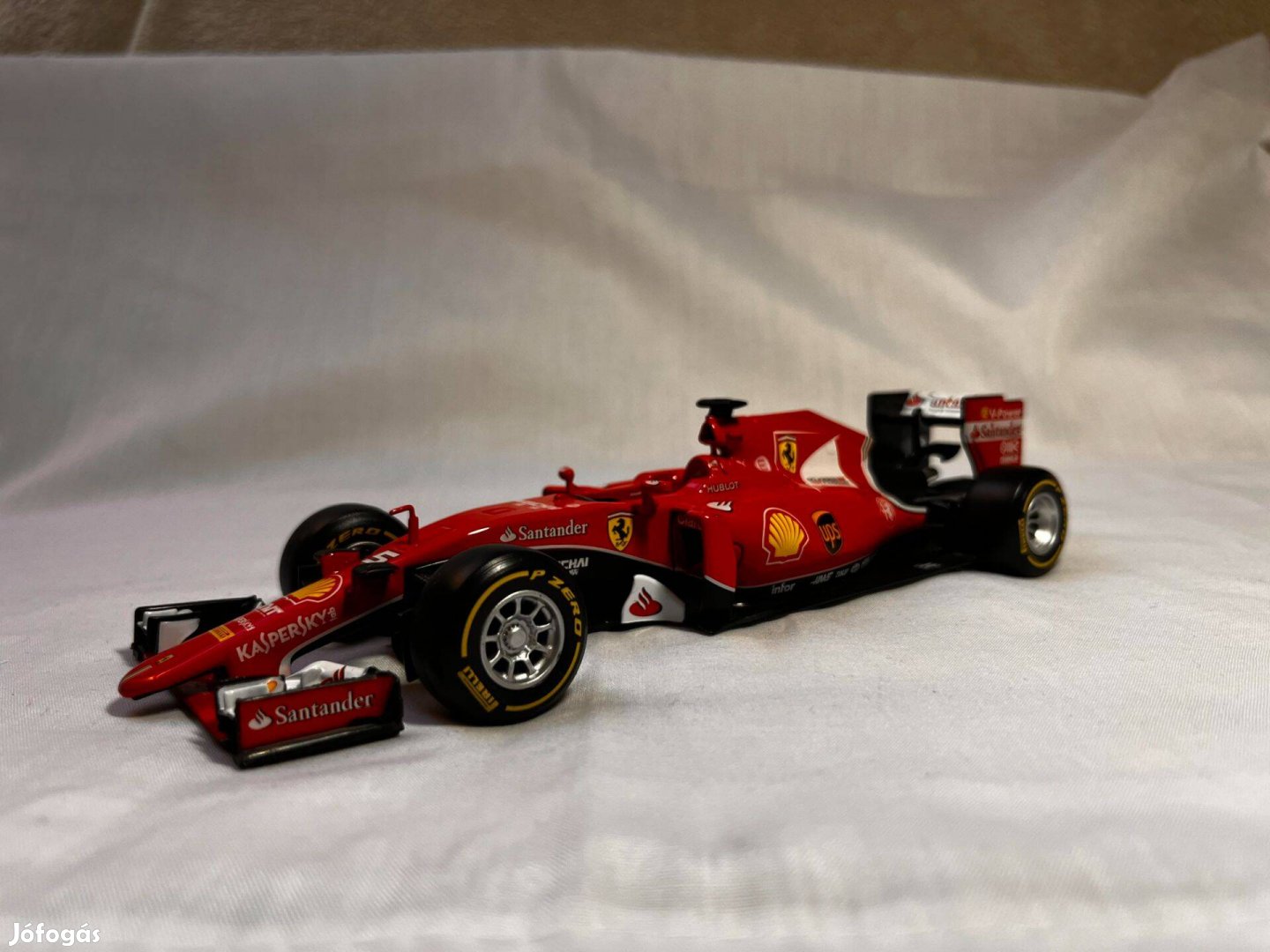 Ferrari F1 SF15-T 1:24
