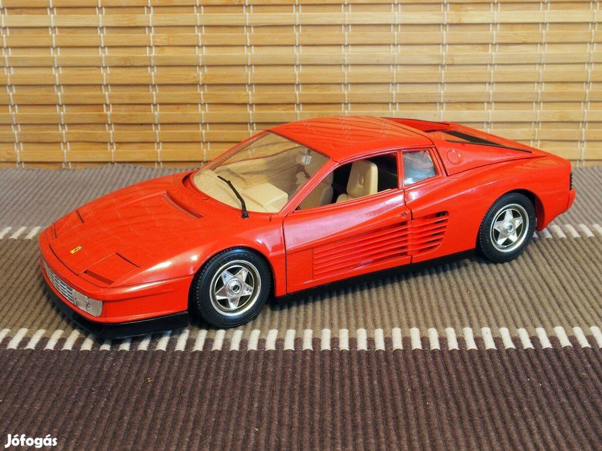 Ferrari Testarossa (1984) modellautó 1:18