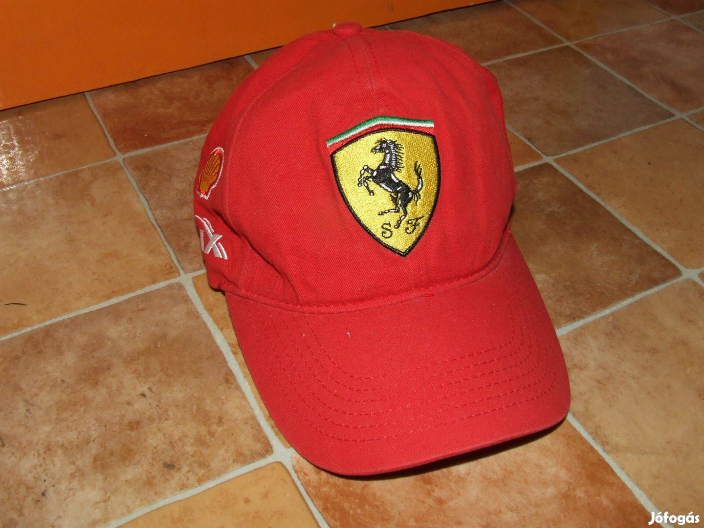 Ferrari baseball sapka