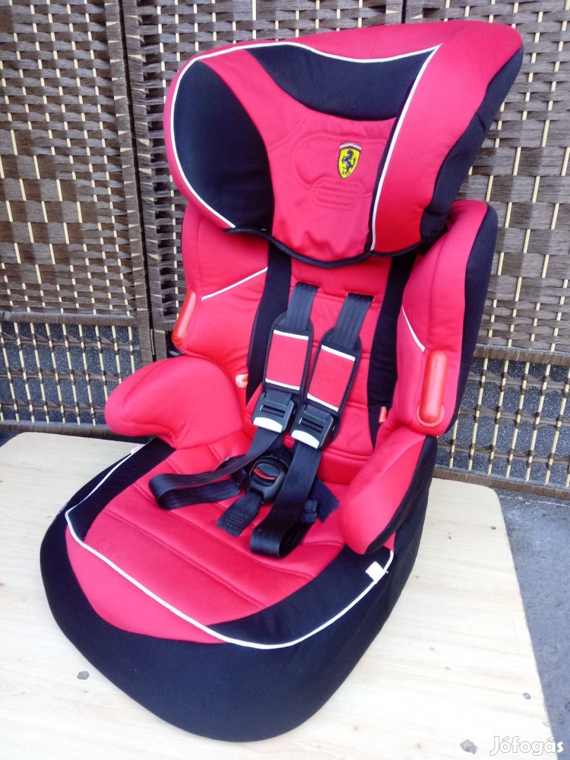 Ferrari gyerekülés autós gyerekülés 9-36 kg