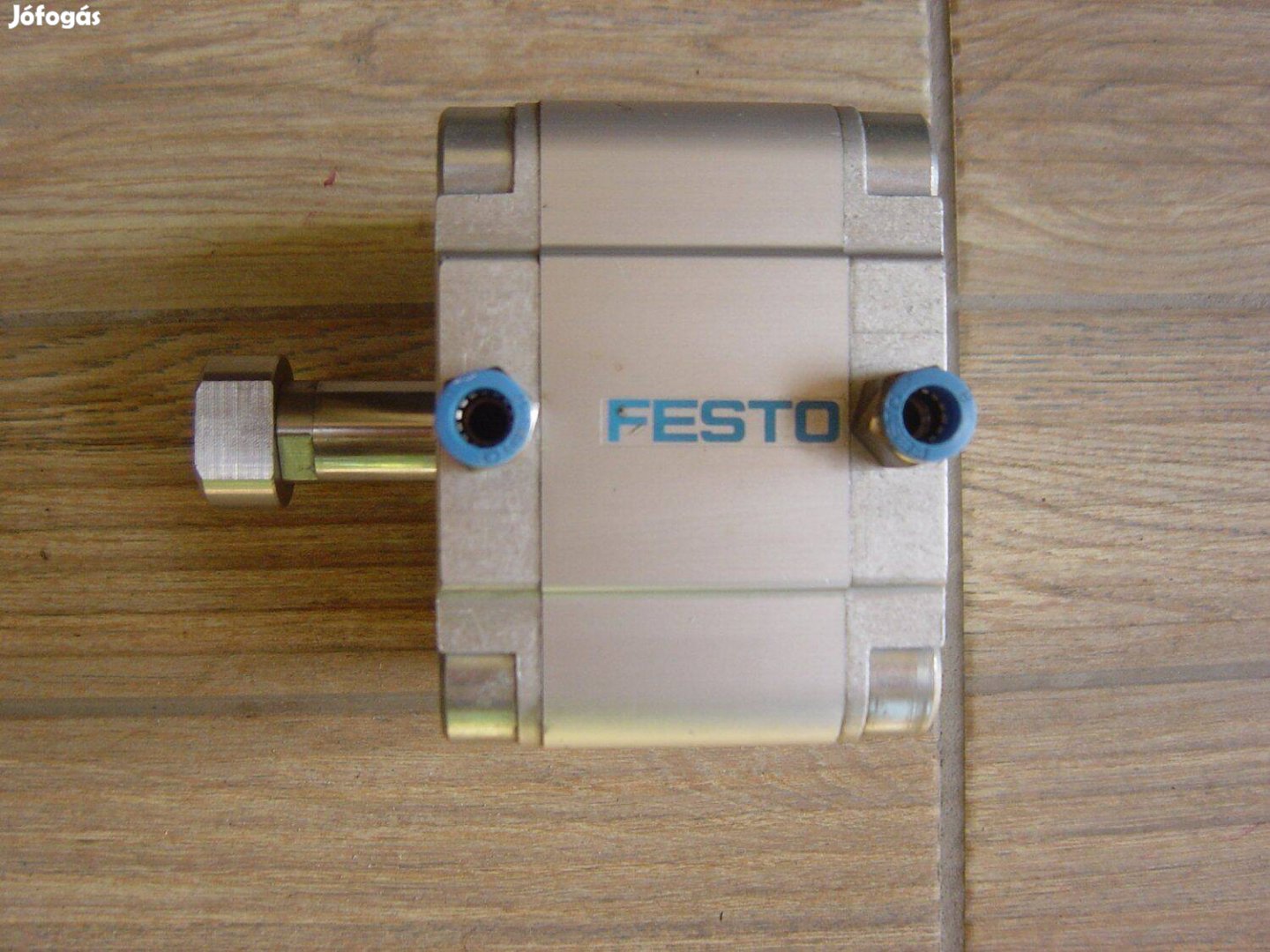 Festo Advu-80-25-P-A Pneumatikus kompakt munkahenger