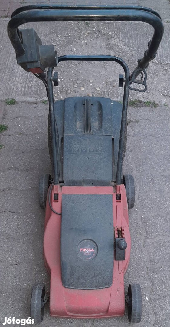 Fevill 1200 watt fűnyíró  Kecskemét,Monor