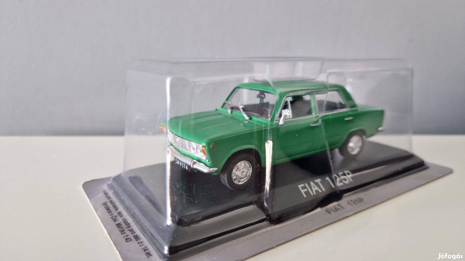 Fiat 125P Polski 1:43 1/43 Modell bontatlan kisautó Legendás Nagyposki