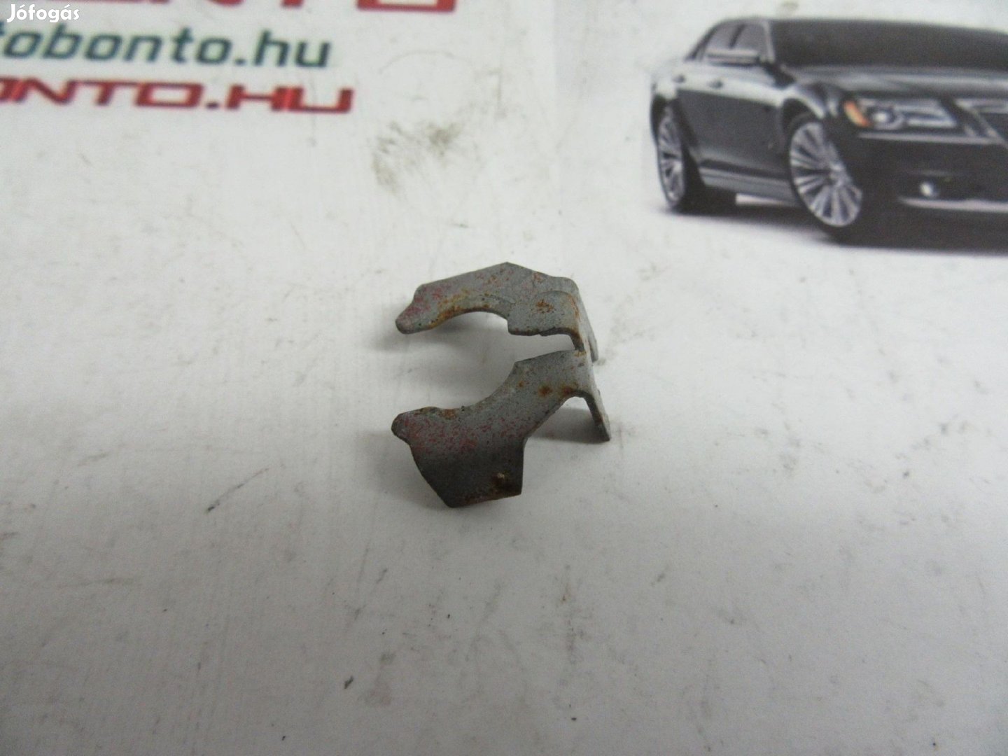 Fiat 1,6 benzin , IWP109 injektorhoz injektor rögzítő 71737174