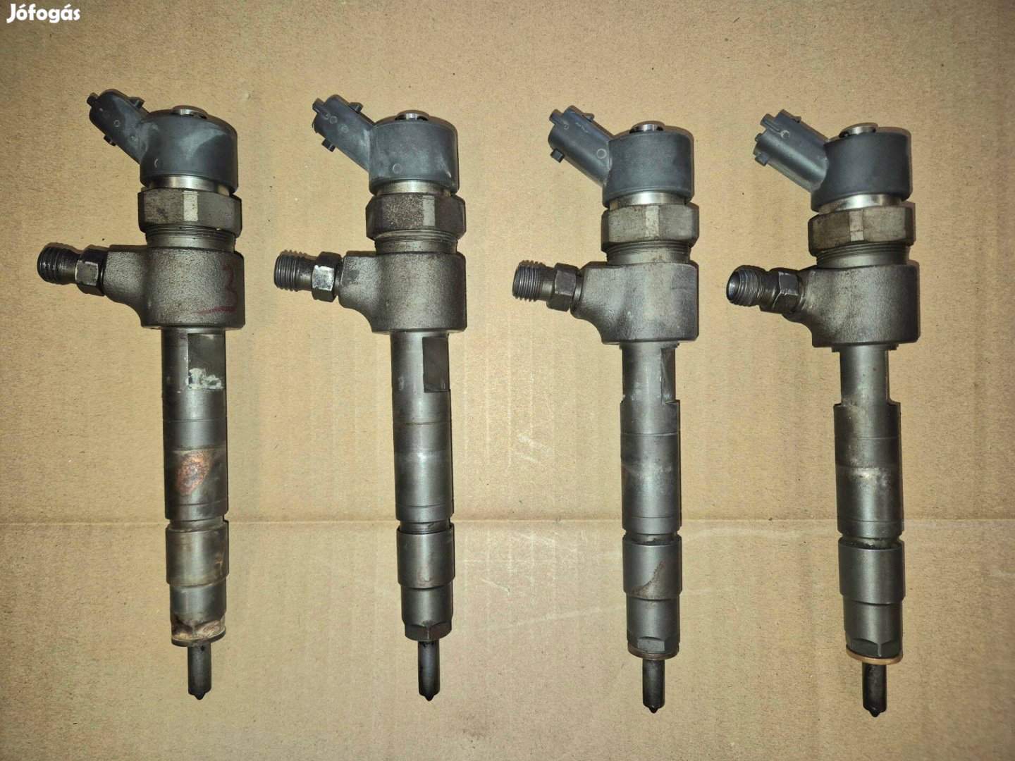 Fiat 1.9 JTD 4db porlasztó (Bosch)
