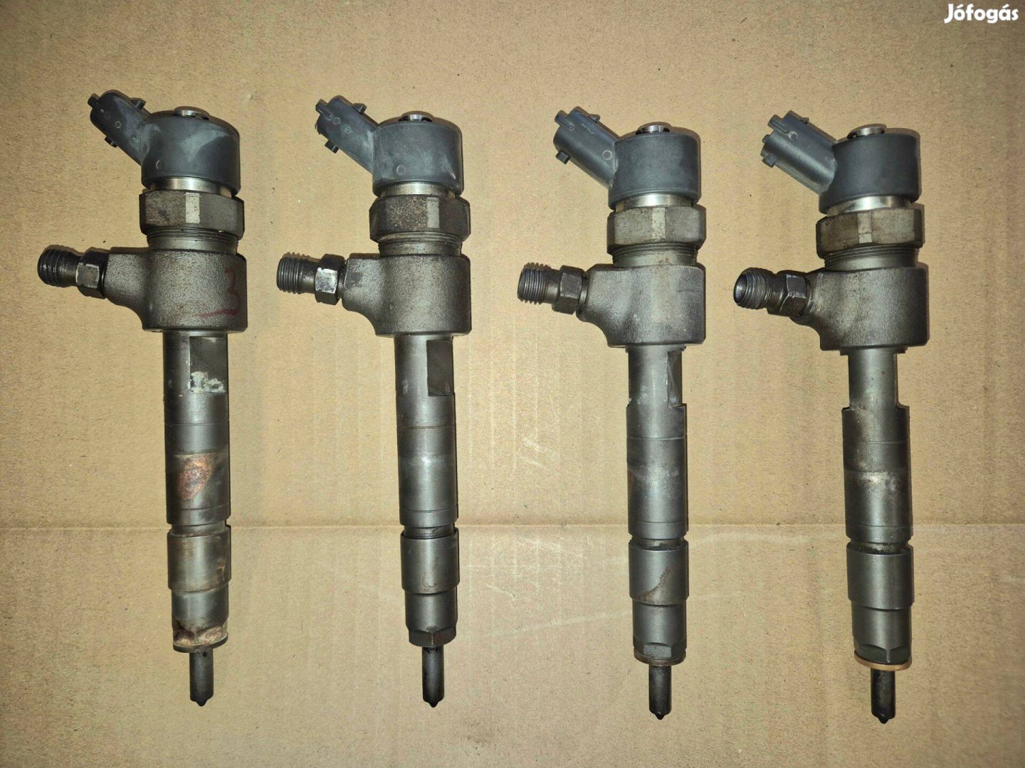 Fiat 1.9 JTD 4db porlasztó (Bosch)