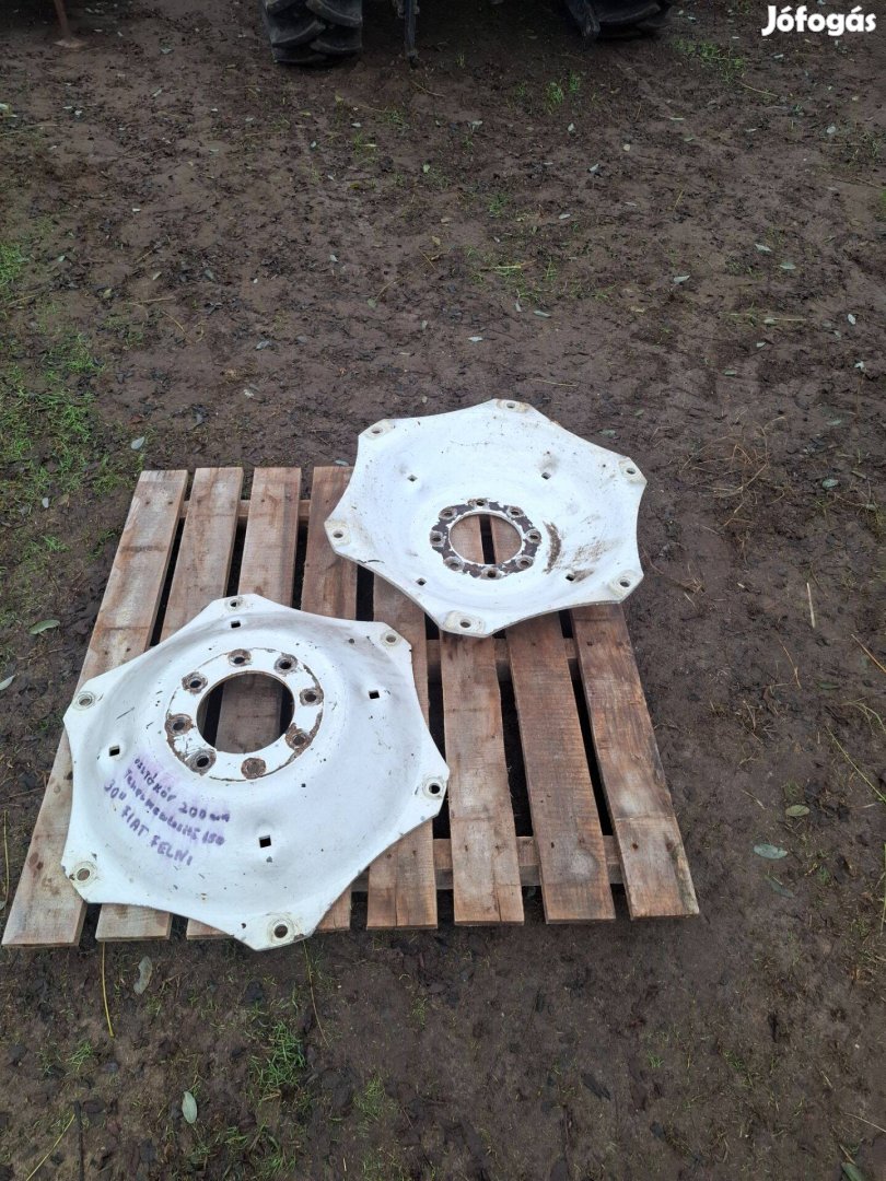 Fiat 30"-os felnicsillag(UTB kompatibilis)