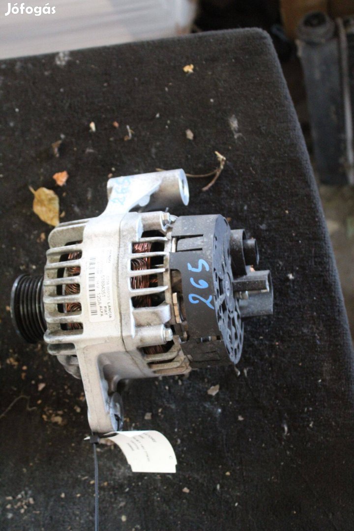 Fiat 500L 2012- 1.6 Mjet generátor 51884351 (265)