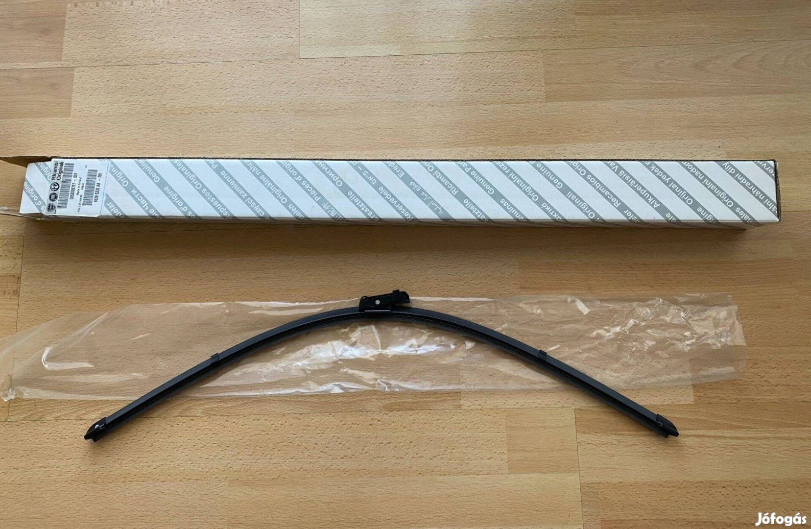 Fiat 500L bal oldali első ablaktörlő lapát 52026767