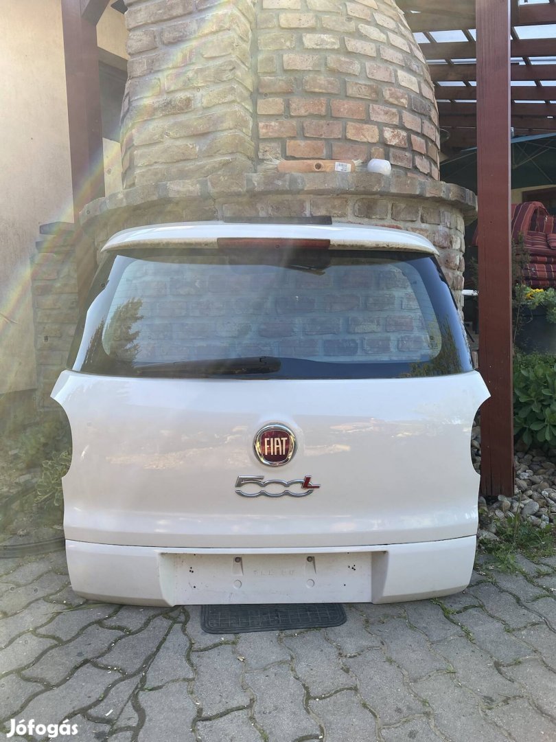 Fiat 500L csomagtérajtó facelift
