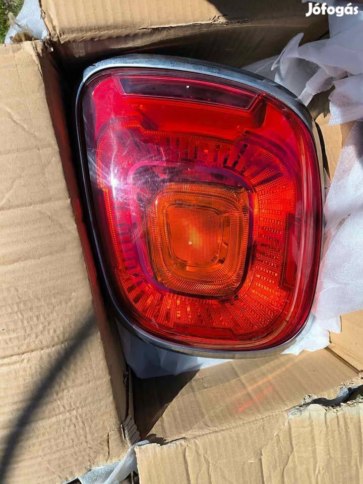 Fiat 500X bal hátsó lámpa