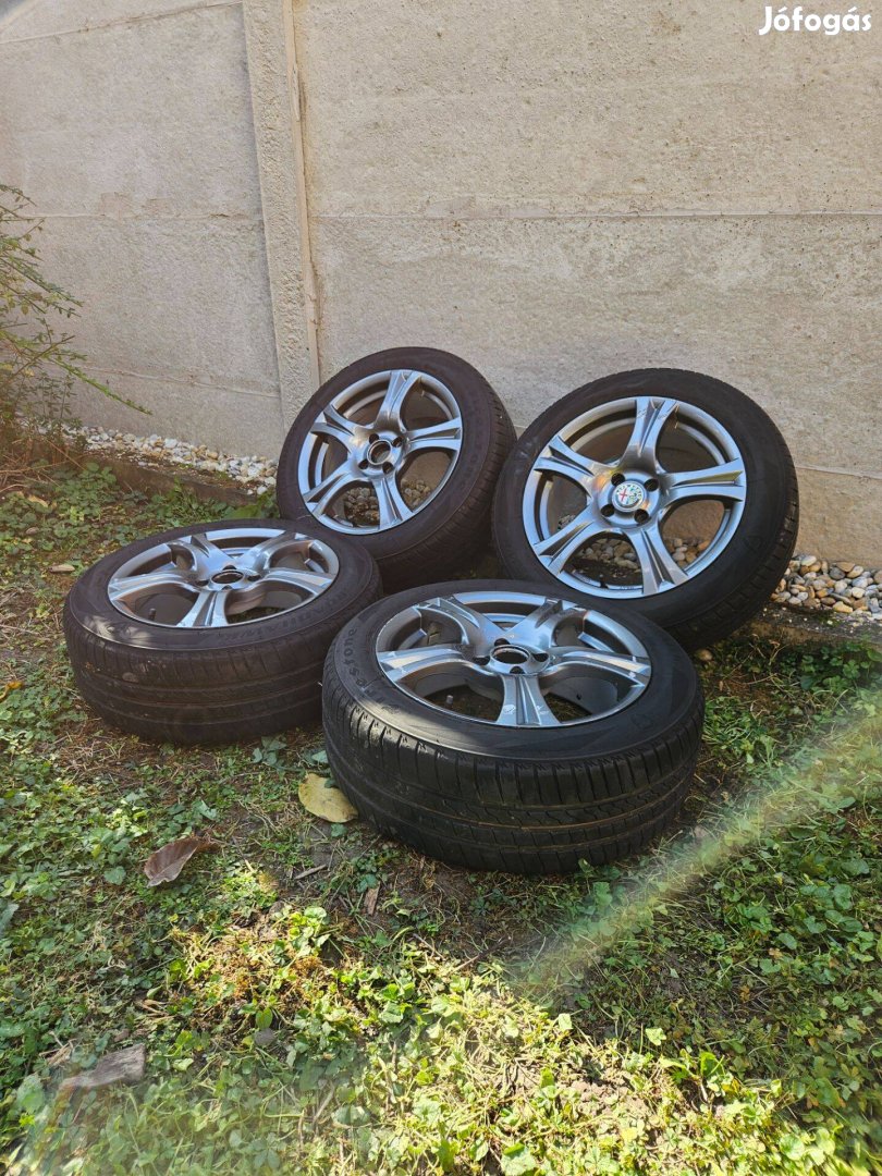 Fiat 500/Alfa Romeo Mito alufelni nyári gumival (4x98) 195/55 R16