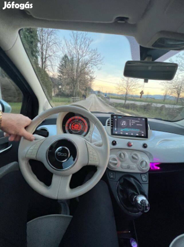 Fiat 500 Carplay Multimédia Android GPS Rádió Tolatókamerával