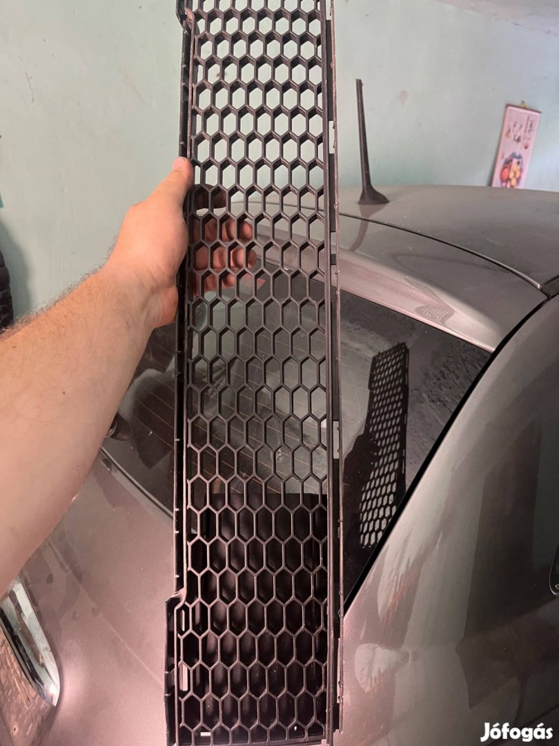 Fiat 500 gyári hűtőrács