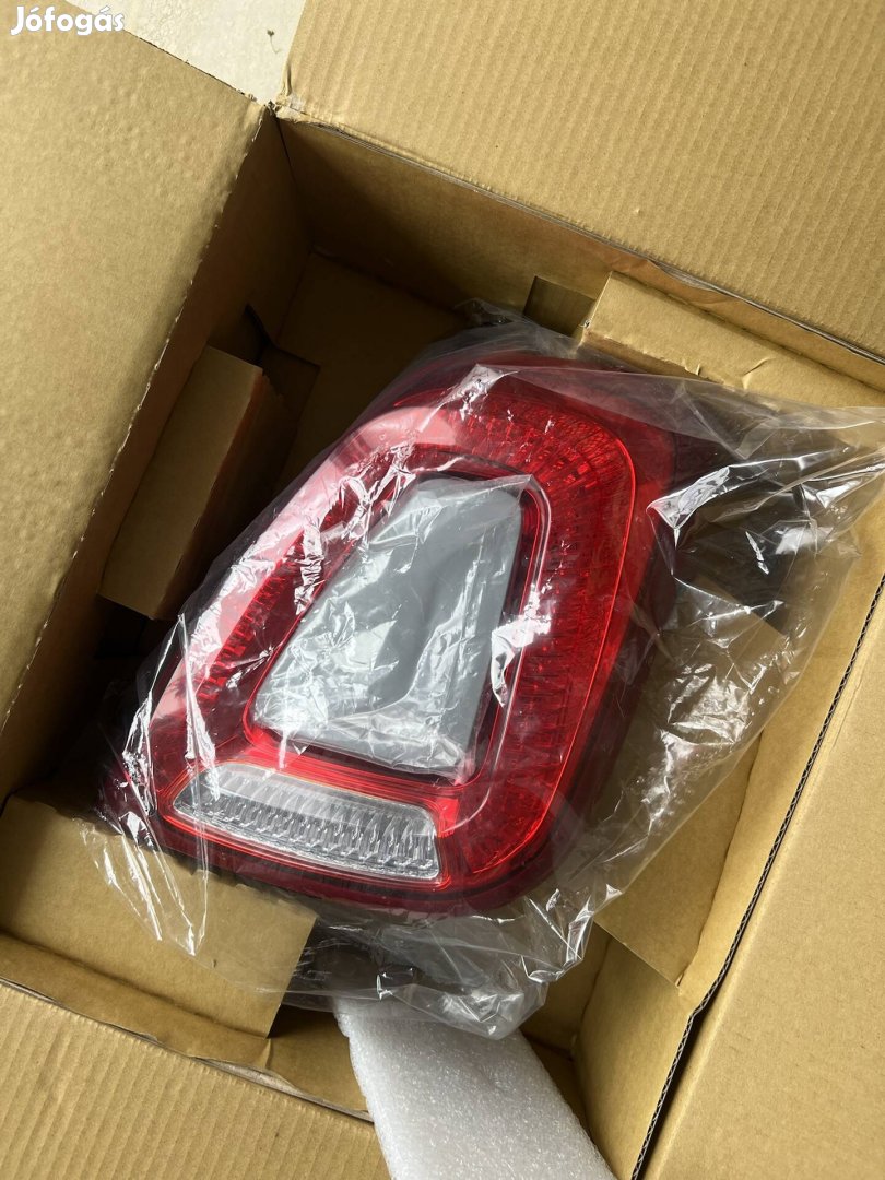 Fiat 500 jobb hátsólámpa szürke
