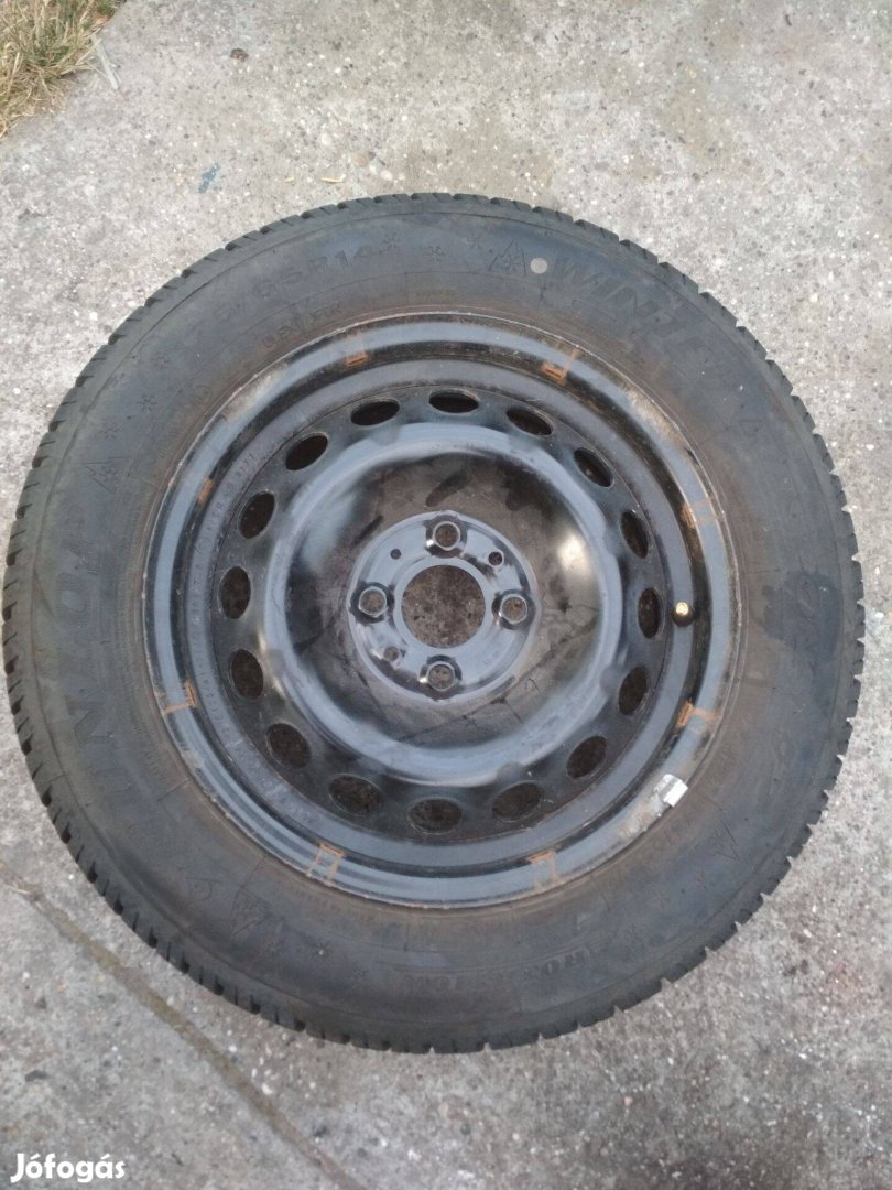 Fiat 500 télikerék téligumi garnitúra 8mm Dunlop 175/65 R14
