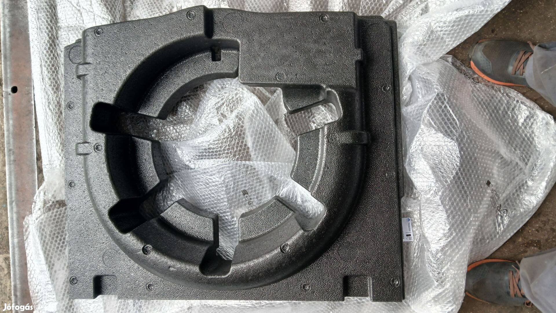 Fiat 500x csomagtartó szerszamtartó Új 51996731