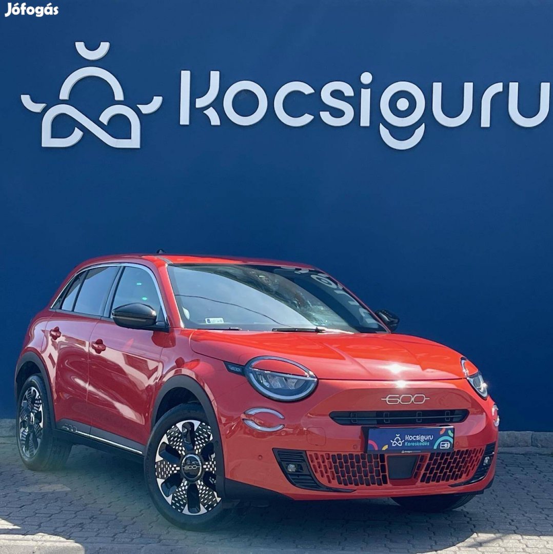 Fiat 600e Laprima 54kWh / Újszerű/ 13eKm!/ 360...