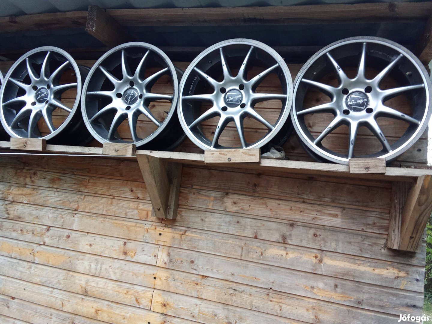 Fiat Alfa stilautó alufelni