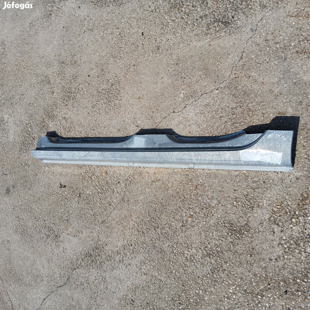 Fiat Bravo 2007-2014 2007-2014 utángyártott új  bal oldali küszöb,