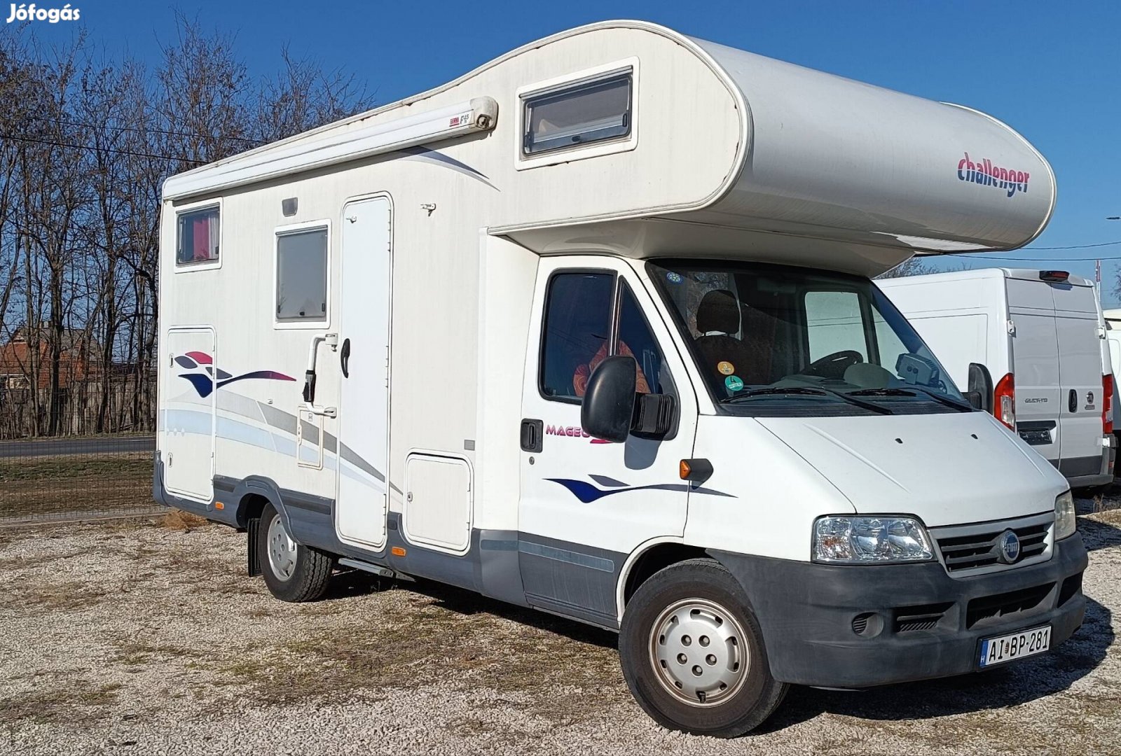 Fiat Challenger 2.8 JTD 5 személyes dupla francia ágy