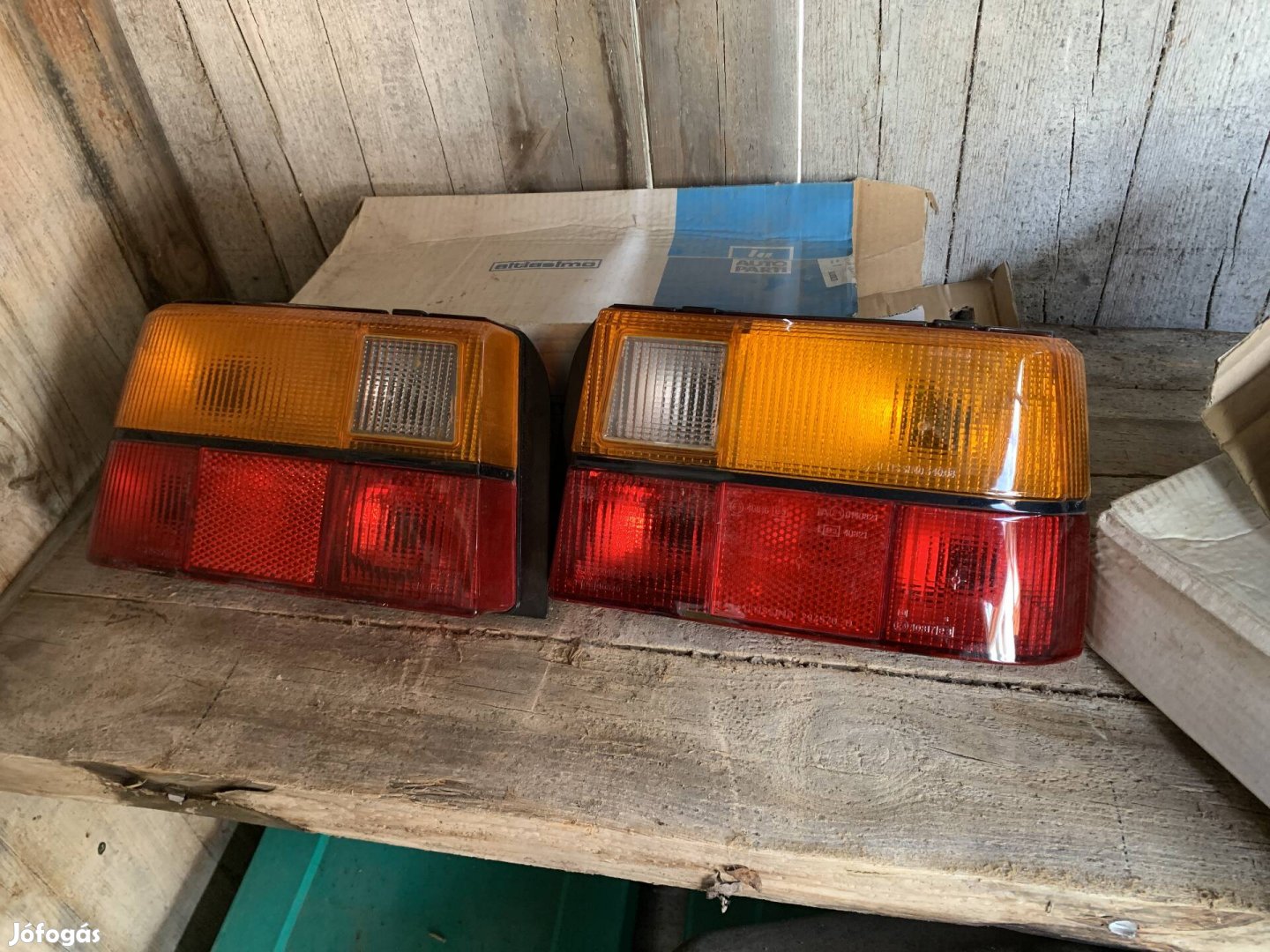 Fiat Croma hátsó lámpa párban újak