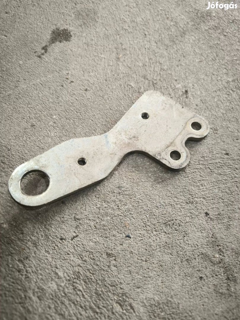 Fiat DUCATO Citroen JUMPER Peugeot BOXER 06- Motorkiemelő