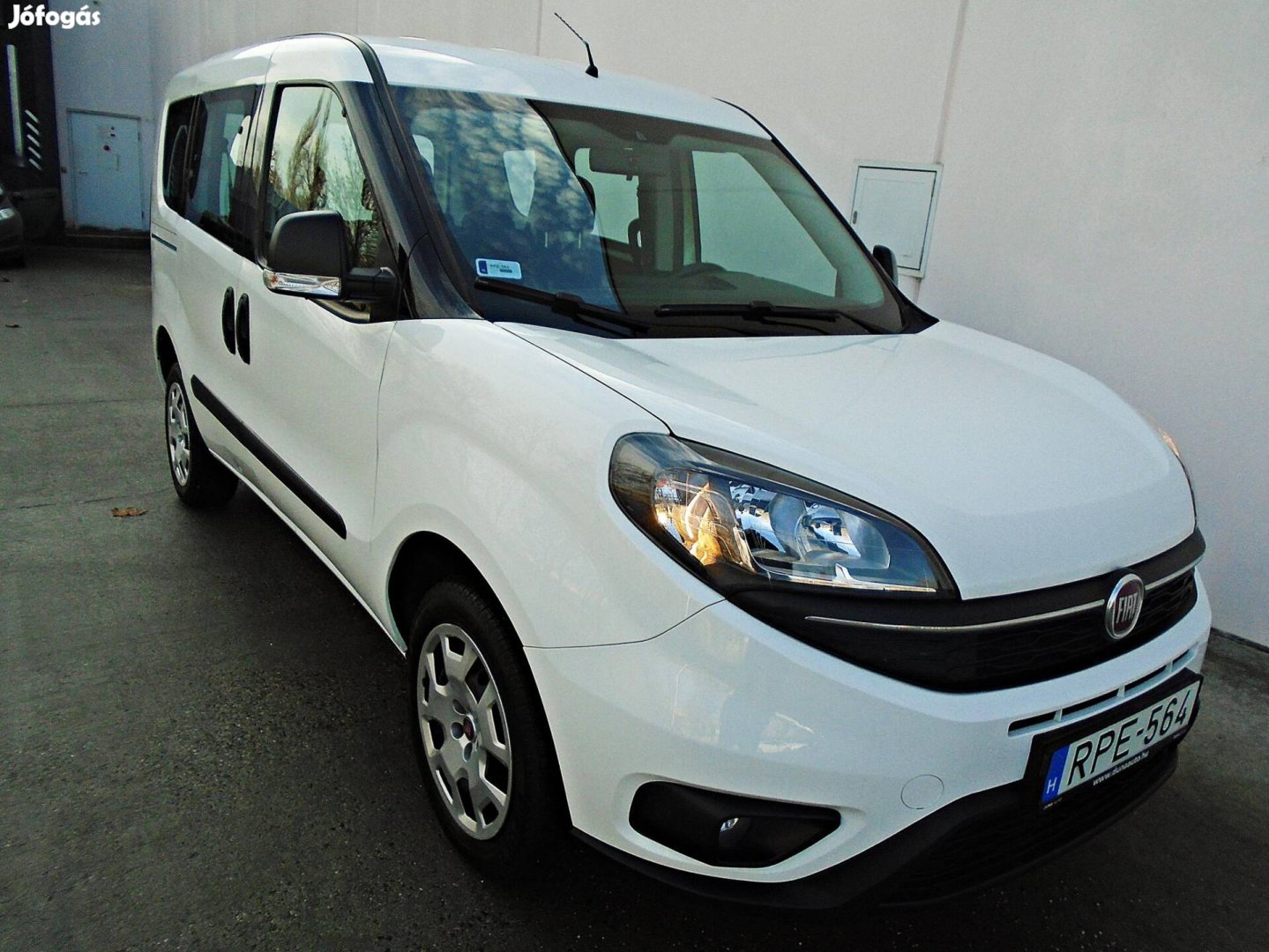 Fiat Doblo Dobló Panorama 1.4 T-Jet Lounge M.O-...