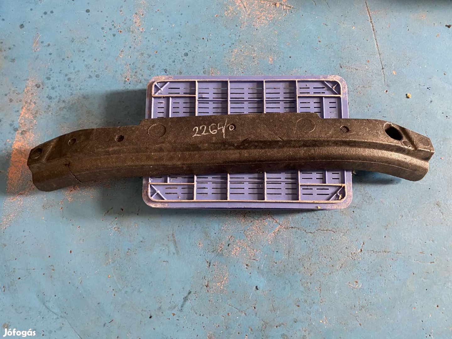 Fiat Doblo első ütközéscsillapító (reped eladó