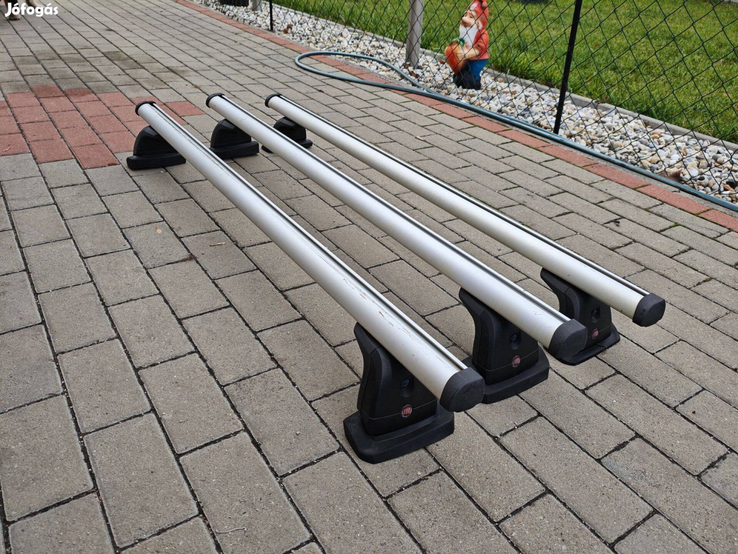 Fiat Doblo gyári Thule tetőcsomagtartó csavaros felfogatással