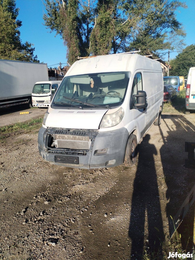 Fiat Ducato alkatrésznek