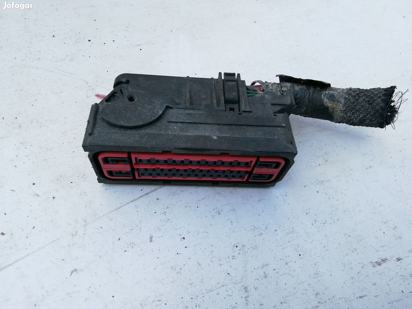 Fiat Freemont 2011-2015 ABS elektromos csatlakozó P682117512AA
